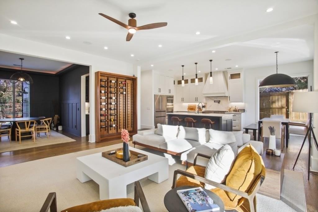 3041 Parkridge Dr Ne - Photo 4 of 25