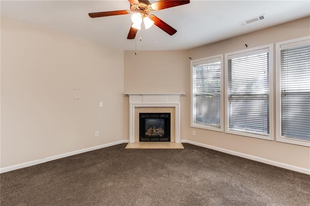 1817 Waterside Dr Nw Unit 6 #6 - Photo 4 of 31