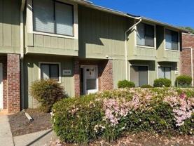 2032 Powers Ferry Trce Se - Photo 1 of 1