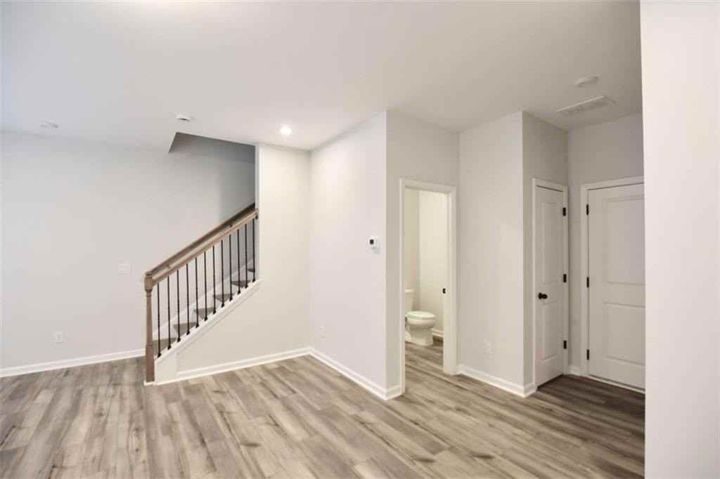 809 Cameron Trl - Photo 4 of 38