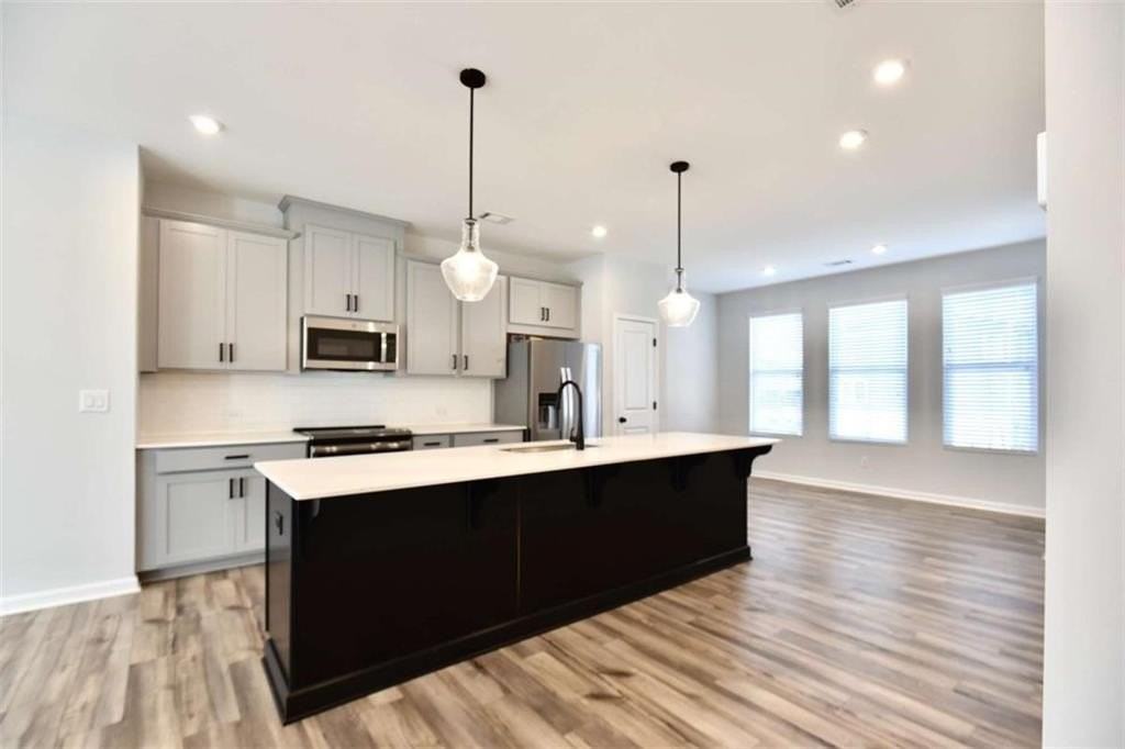 809 Cameron Trl - Photo 6 of 38