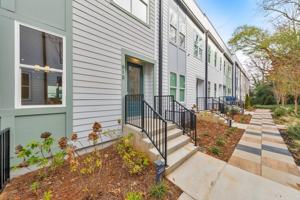 featured image of 515 Motivation Cir Nw