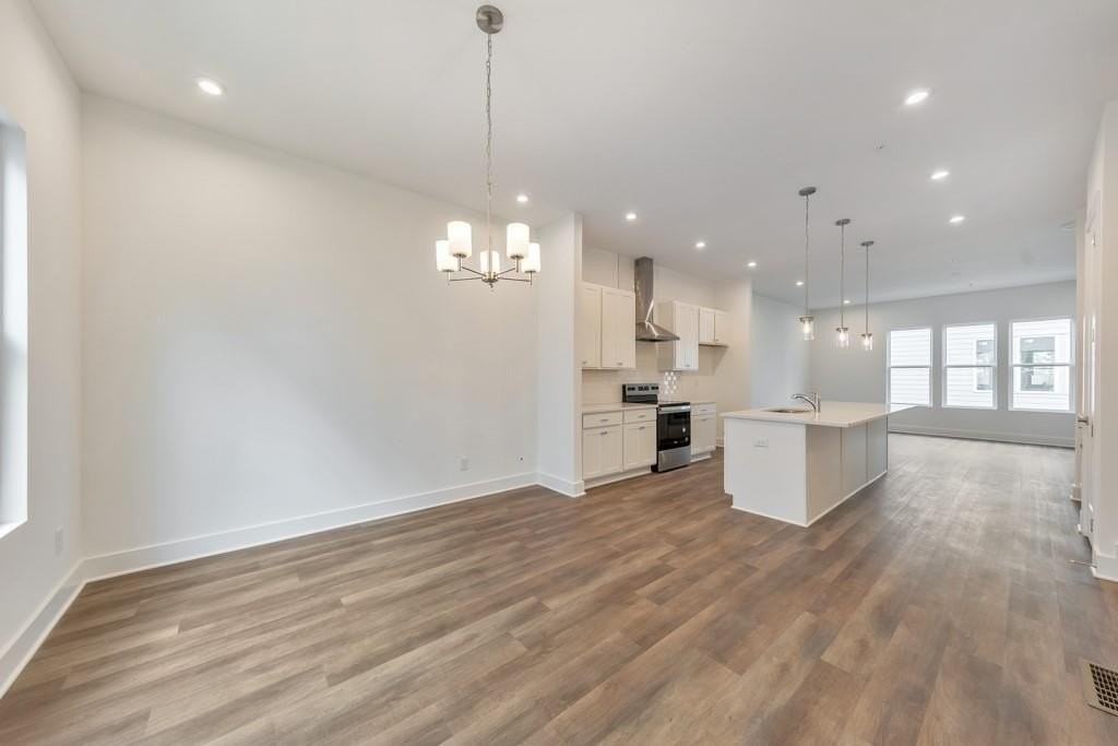 515 Motivation Cir Nw - Photo 3 of 43