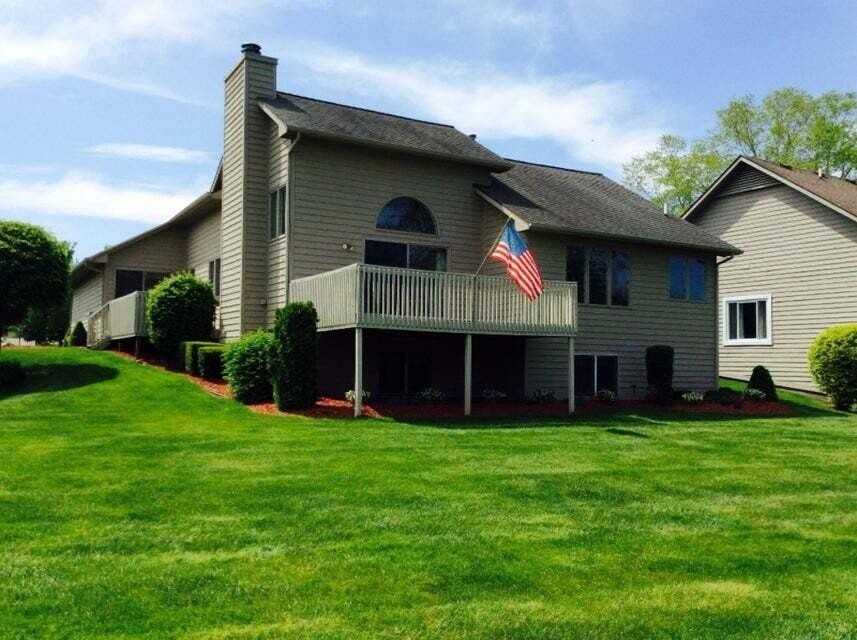 1765 Spring View Ct Se - Photo 3 of 34