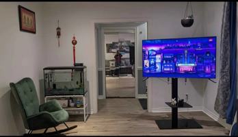 featured image of Athlone Avenue