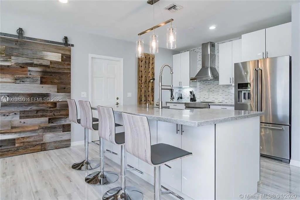 1731 Ne 172nd St #0 - Photo 7 of 41