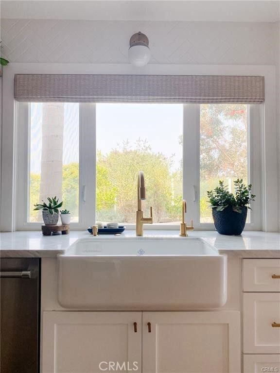 13 Bernay - Photo 3 of 8