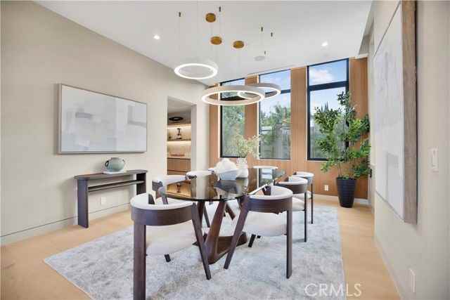 5170 Amestoy Ave - Photo 6 of 8