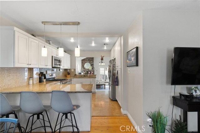 1205 Manzanita Ln - Photo 3 of 8