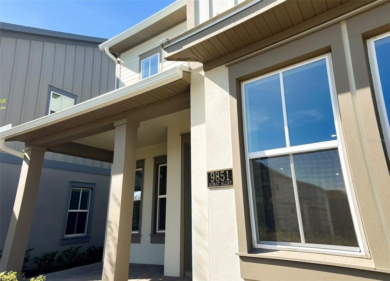 9851 Gobat Aly - Photo 4 of 50