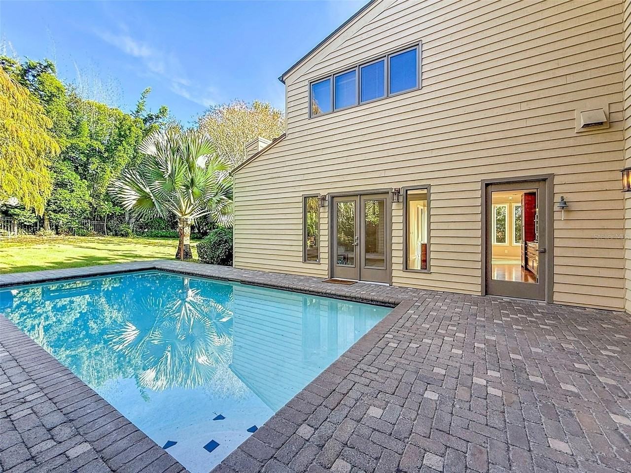 1351 Willow Brook Dr - Photo 4 of 50