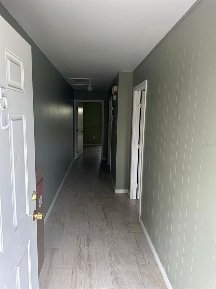 214 N Chestnut Rd - Photo 2 of 6