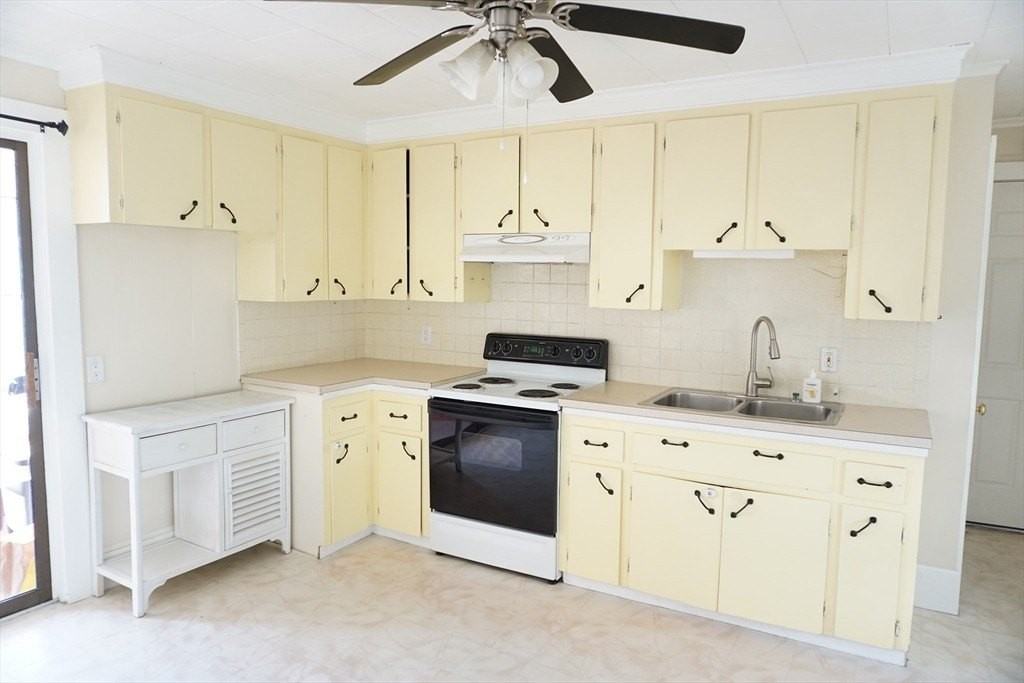 76 4th Ave 2nd Fl #2ndFL - Photo 2 of 26