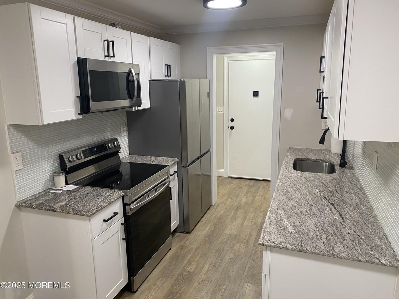 160 Cross Slope Ct Unit B #B - Photo 2 of 13