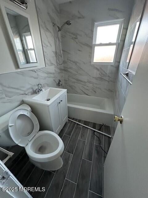 197 Parker Ave Apt 6b #6B - Photo 4 of 4