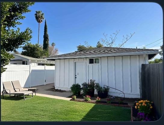 Cometa Ave - Photo 7 of 10