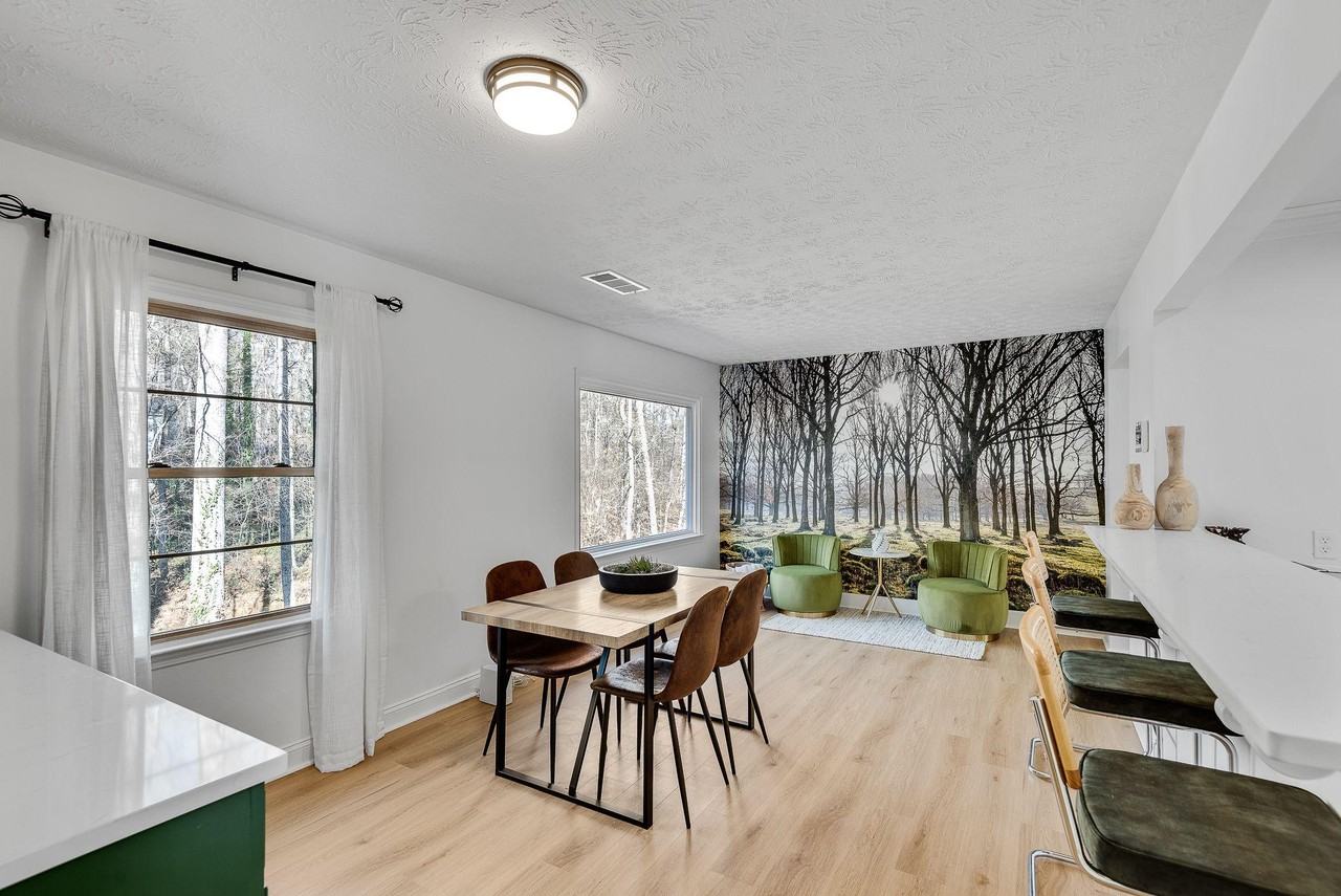 Albatross Ct - Photo 3 of 30