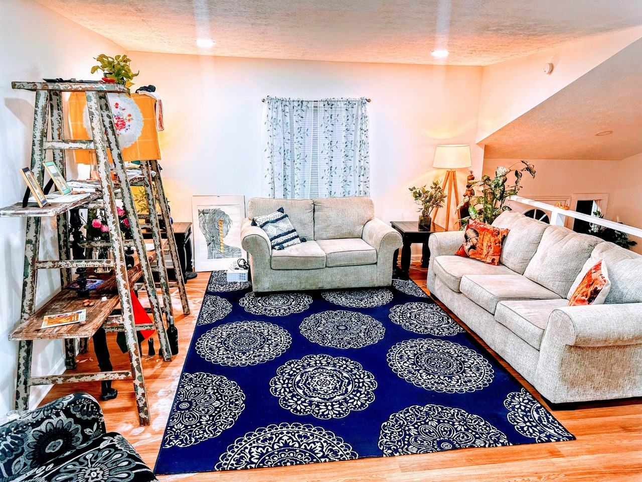 Little Beth Ct - Photo 4 of 12