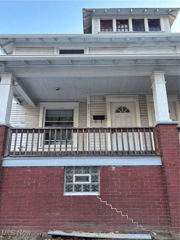 317 E High St - Photo 2 of 17