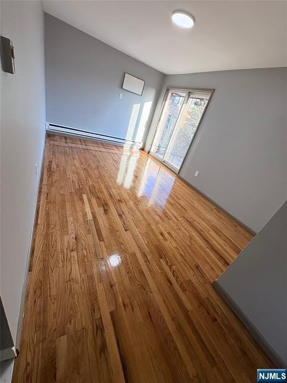 193 Ray St - Photo 5 of 15