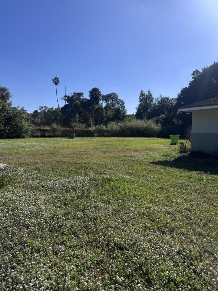 13886 22nd Rd N - Photo 2 of 11