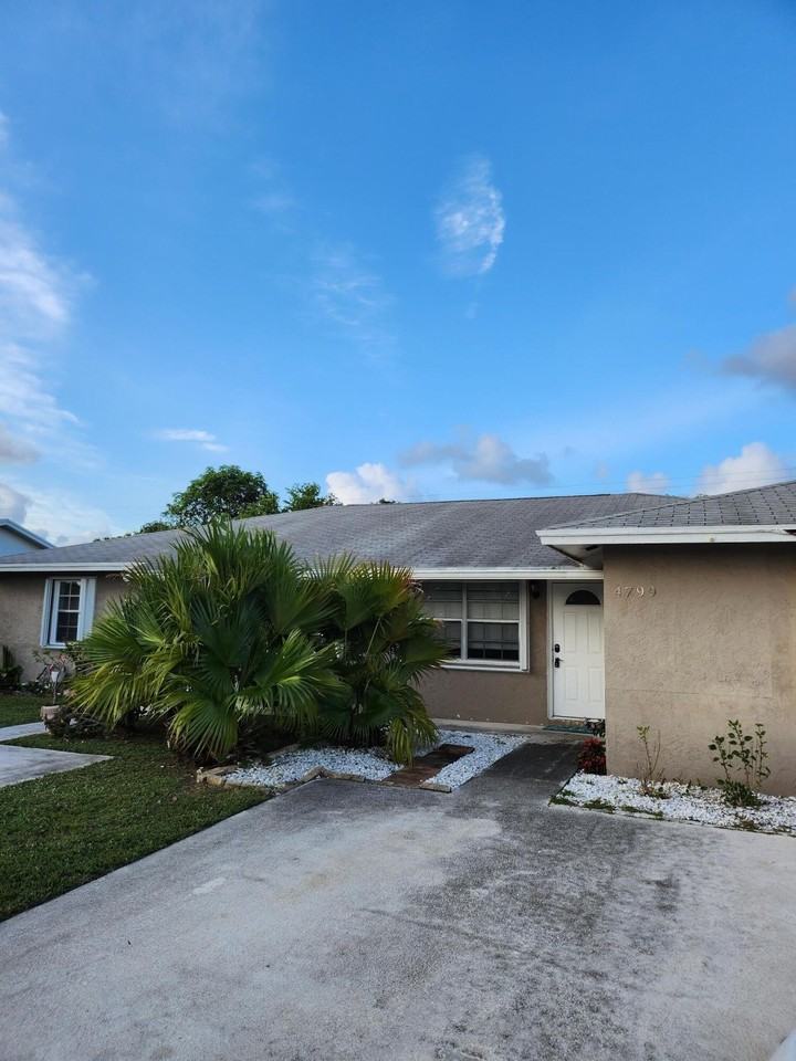 4799 Arthur St - Photo 2 of 12