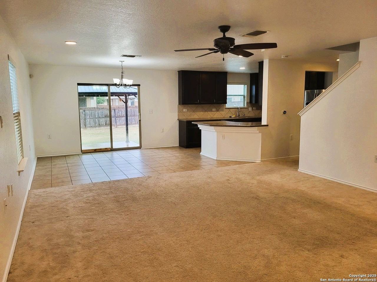 7418 Bluebonnet Bay - Photo 3 of 15