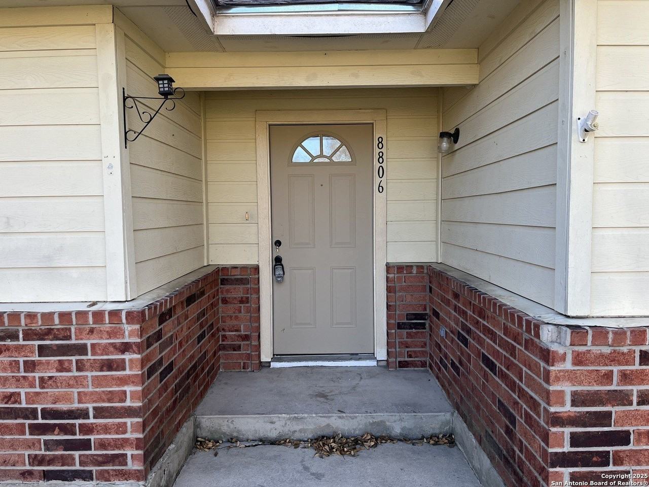 8806 Slumber Ln Unit 101 #101 - Photo 3 of 38