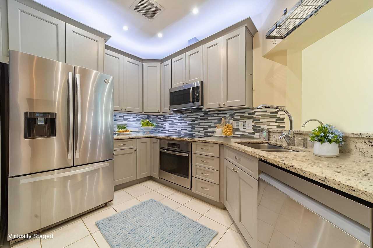 2431 Vista Cove Rd - Photo 4 of 14