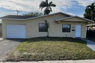 7440 Johnson St - Photo 1 of 1