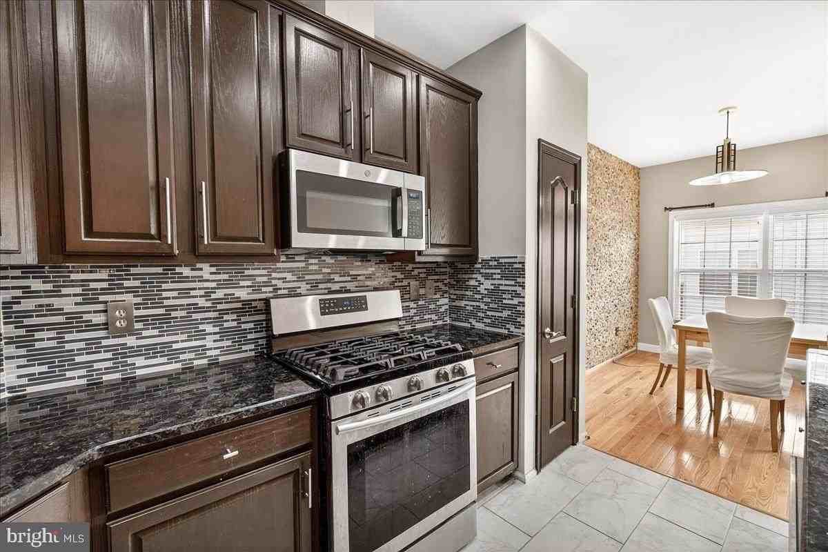 10229 Rutland Round Rd Unit 35 #35 - Photo 7 of 28