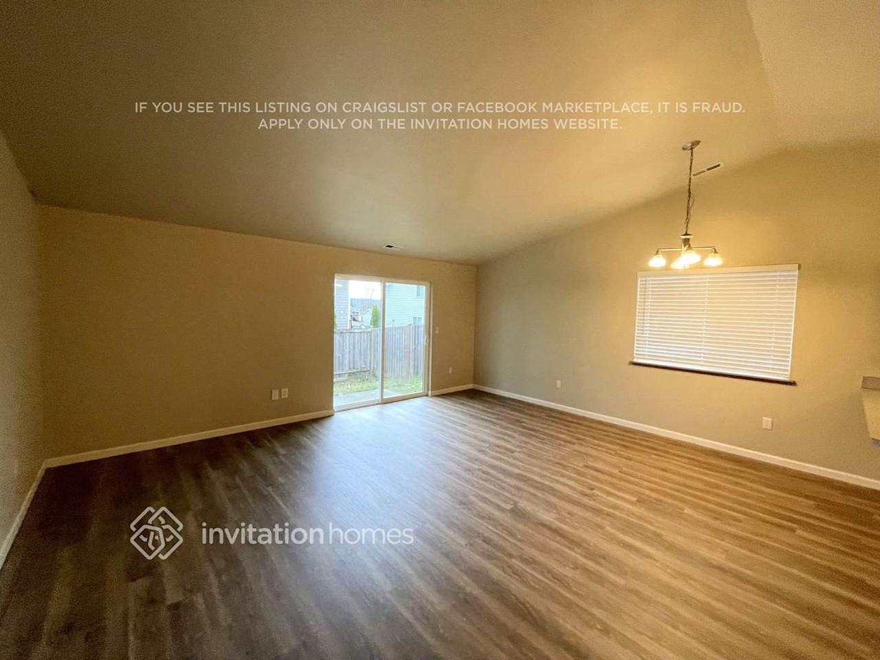 10612 63rd Dr Ne - Photo 2 of 13