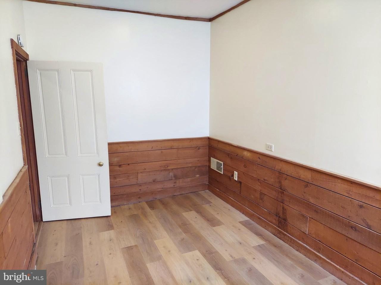 264 W Market St #2 - Photo 7 of 12