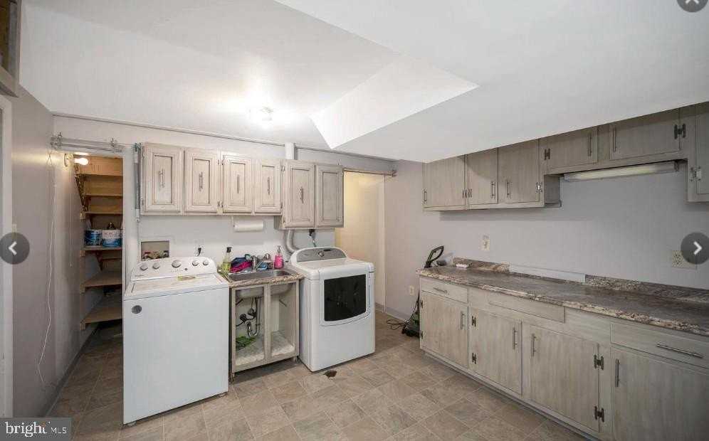 6507 Byron Ave - Photo 7 of 8