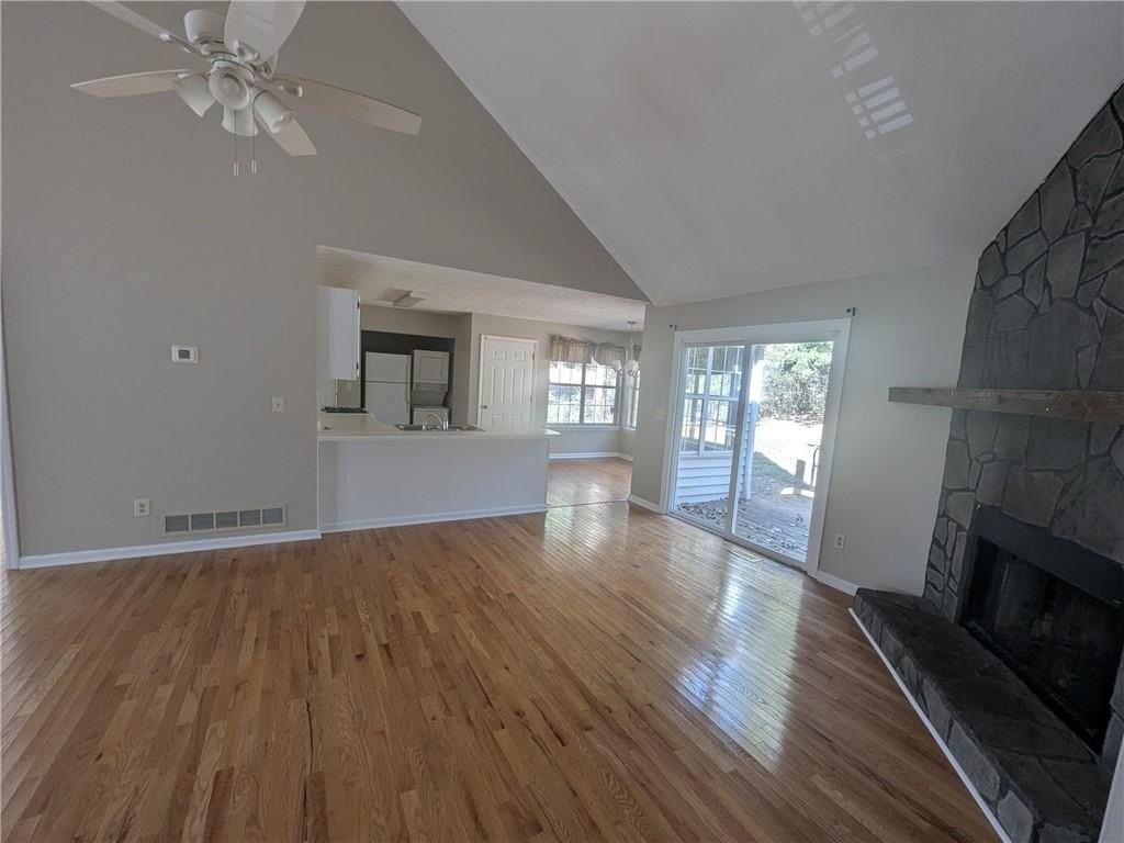 1995 Holly Cove Rd - Photo 5 of 16