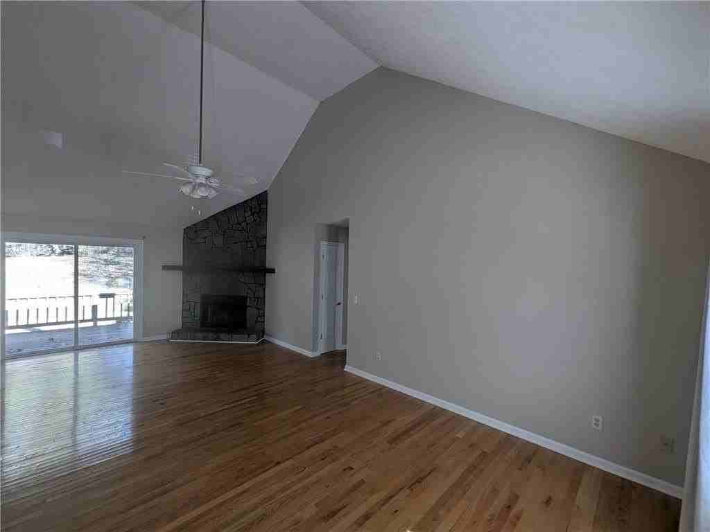 1995 Holly Cove Rd - Photo 6 of 16