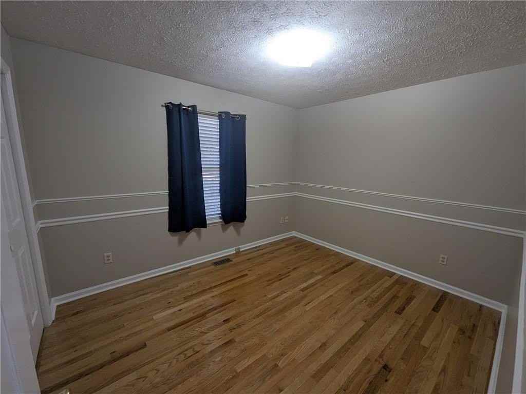 1995 Holly Cove Rd - Photo 7 of 16