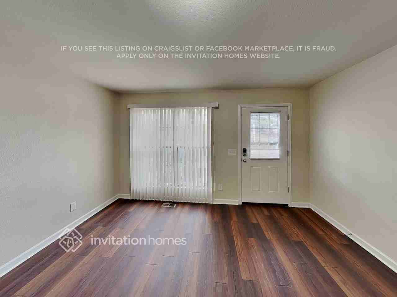 1811 S Quebec Way #104 - Photo 5 of 20