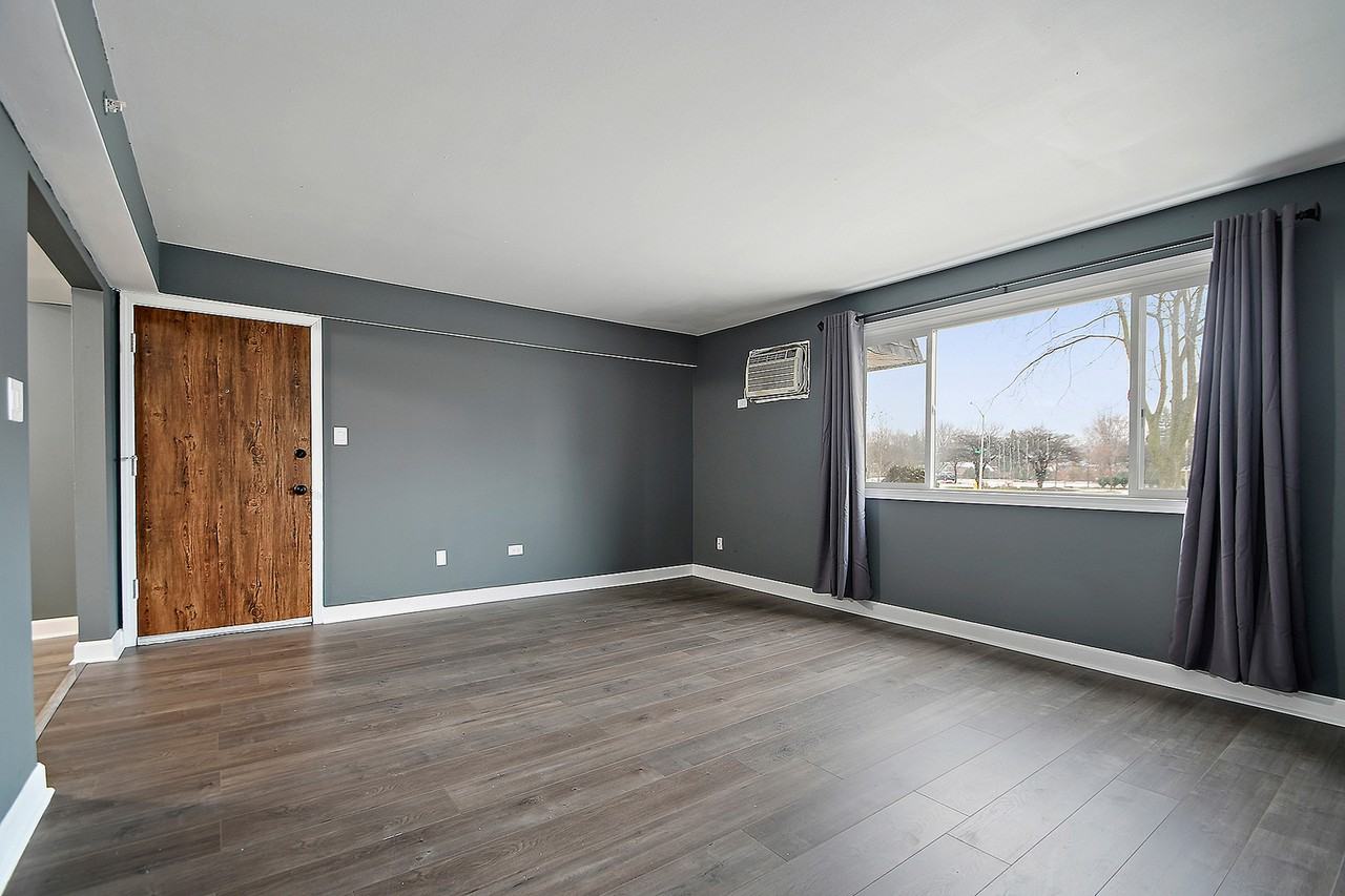 17204 71st Ave ##1 - Photo 4 of 17