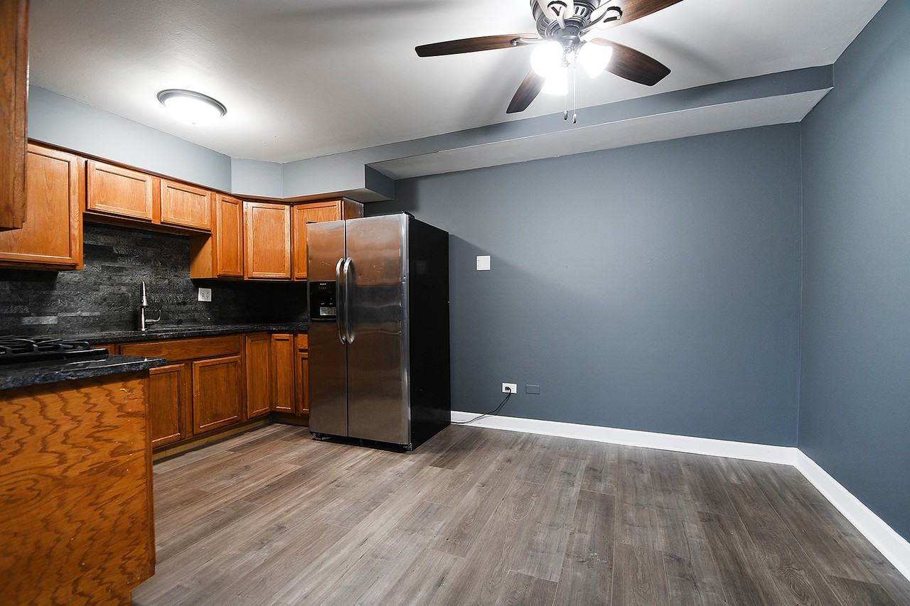 17204 71st Ave ##1 - Photo 6 of 17