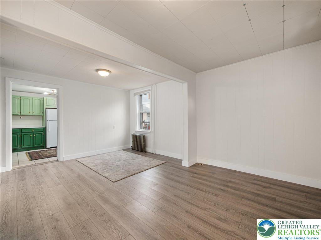 115 2nd St - Photo 4 of 26