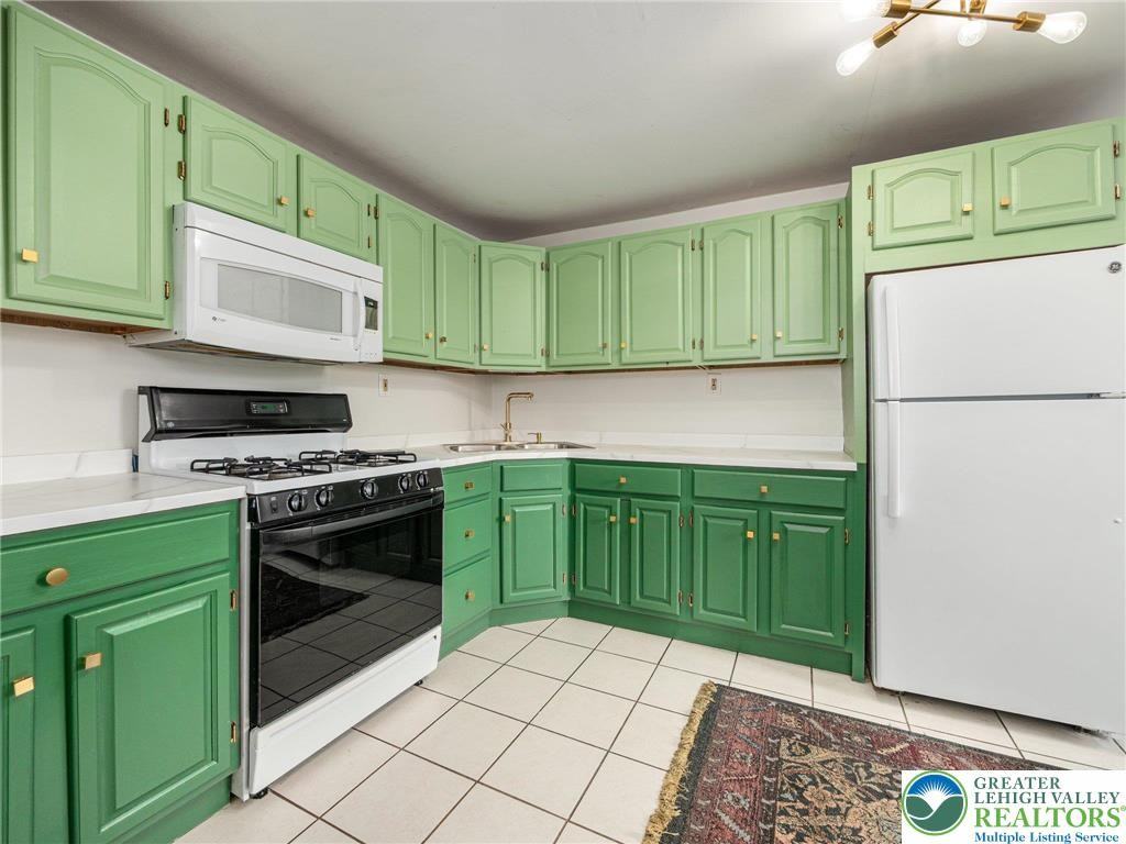 115 2nd St - Photo 7 of 26