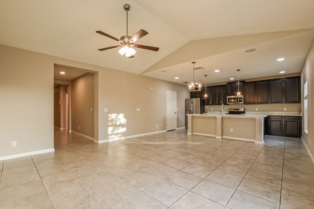 9808 Kinmore Dr - Photo 5 of 16