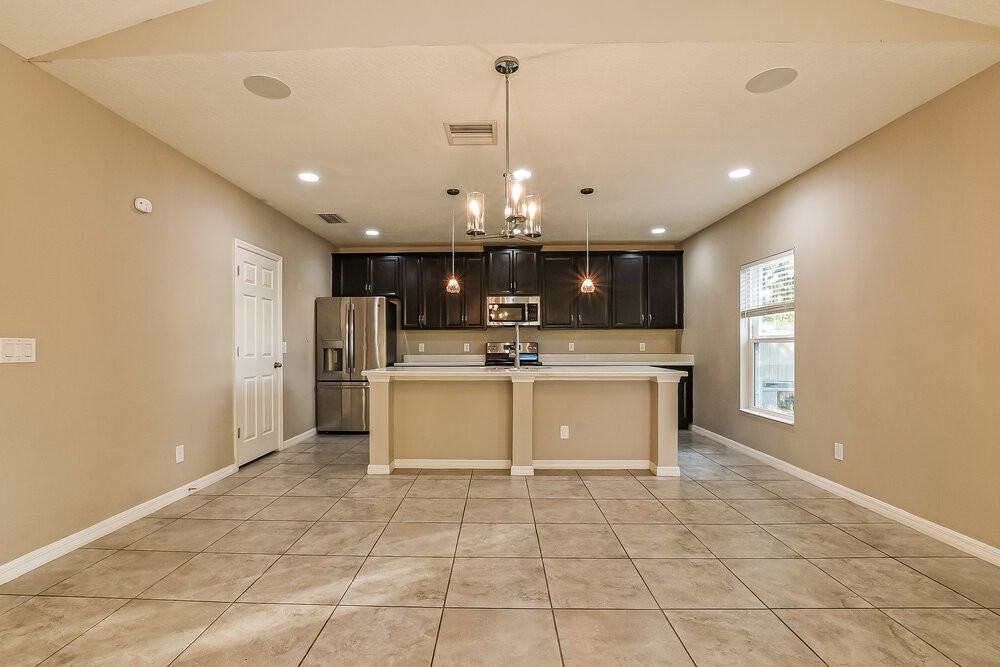 9808 Kinmore Dr - Photo 7 of 16