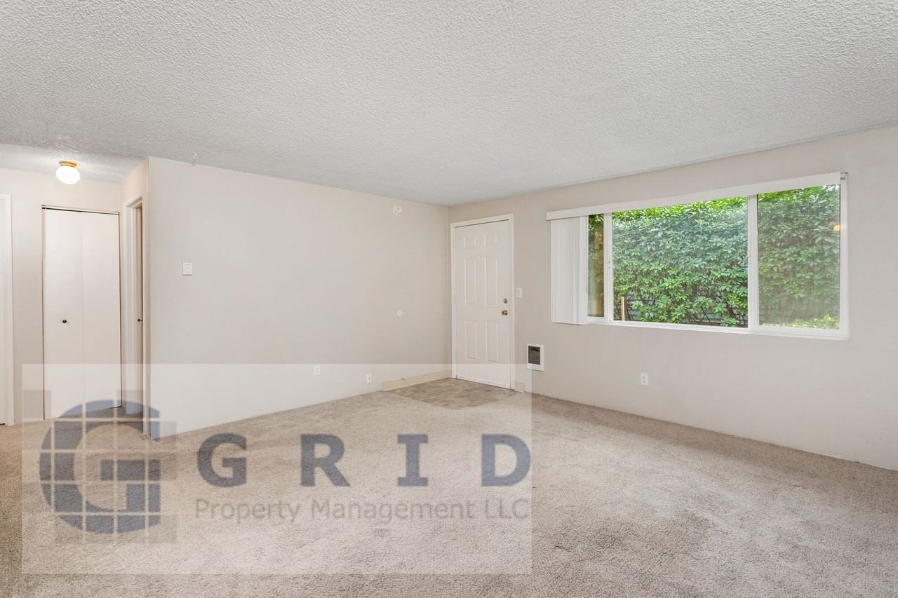 7033 Sw Garden Home Rd - Photo 2 of 25