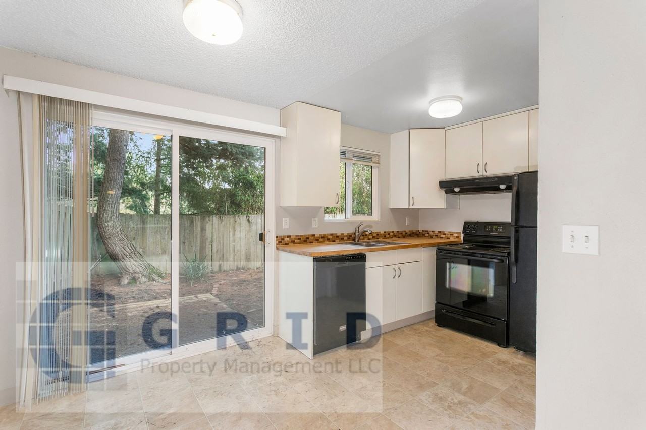 7033 Sw Garden Home Rd - Photo 4 of 25