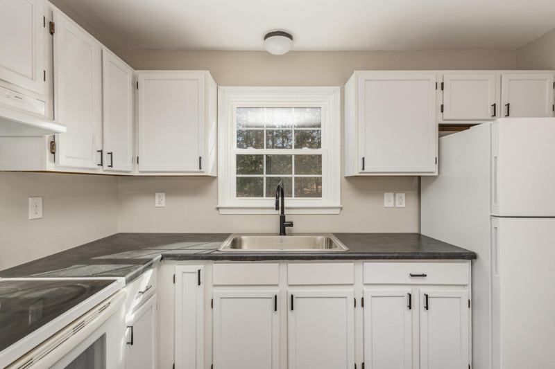 11134 Pine Hill Rd - Photo 7 of 19