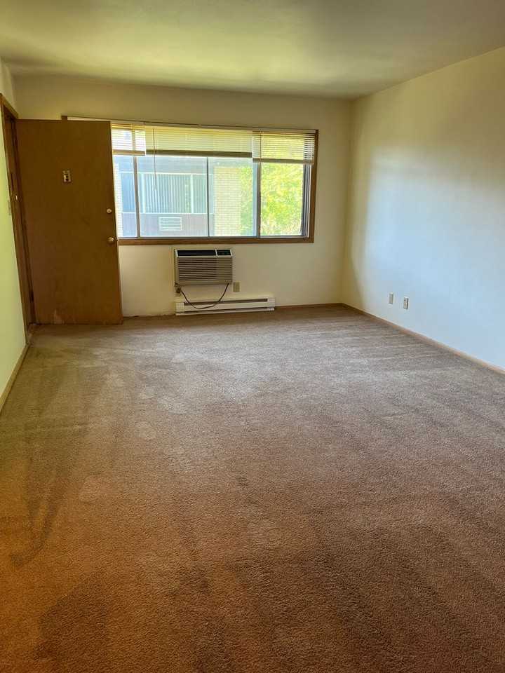 907 N Hawley Rd #1 - Photo 6 of 6