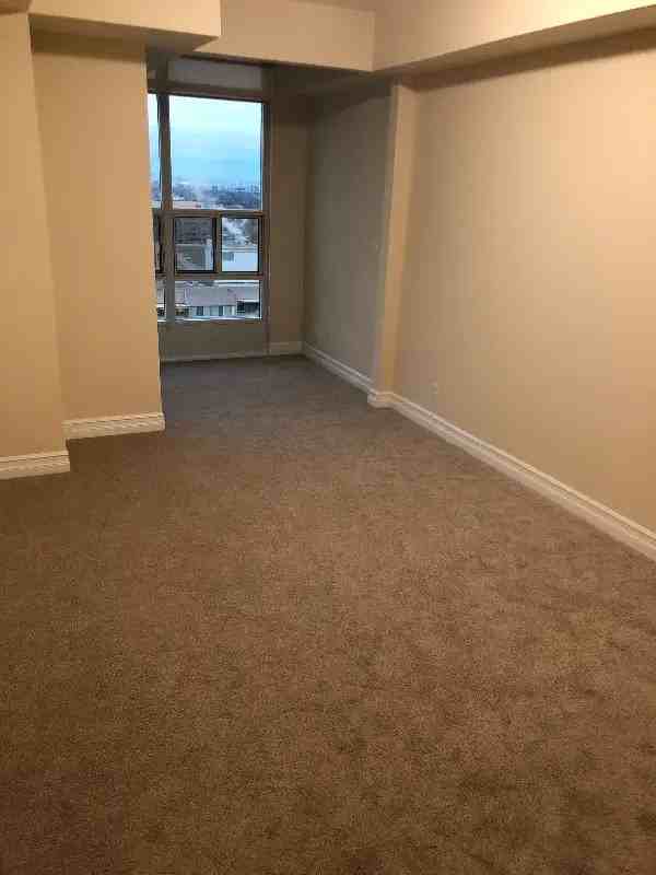 1 Elm Drive West - Photo 5 of 11