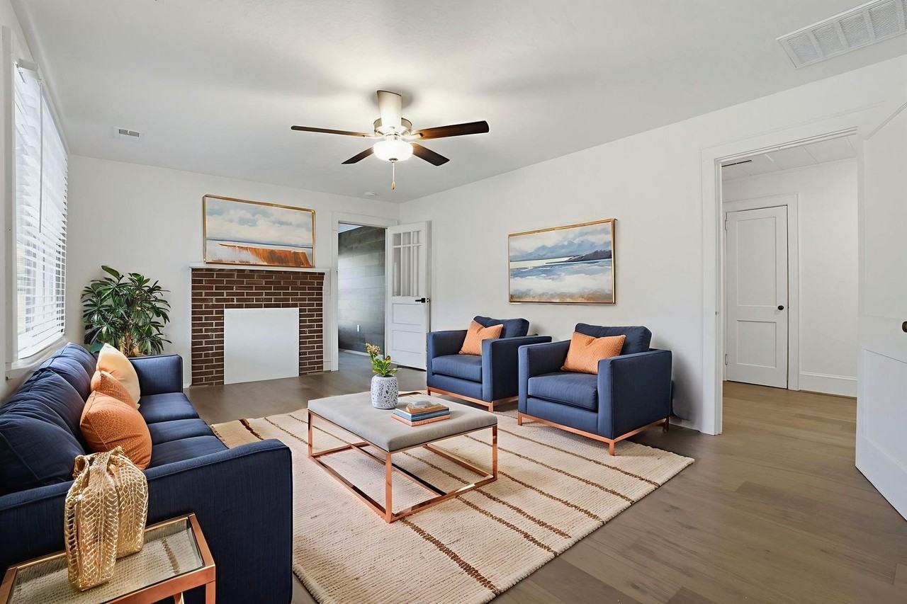 302 College St #302 - Photo 3 of 35